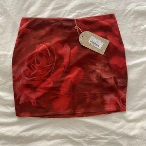 ERINA Mesh Mini Skirt - Oversized Rose Print SIZE SMALL